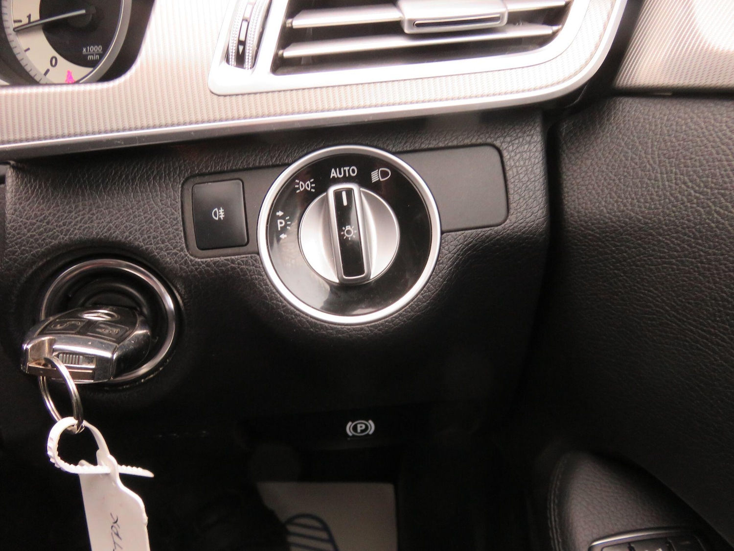 Used Mercedes-Benz E Class for sale - 77705305: Photo 29