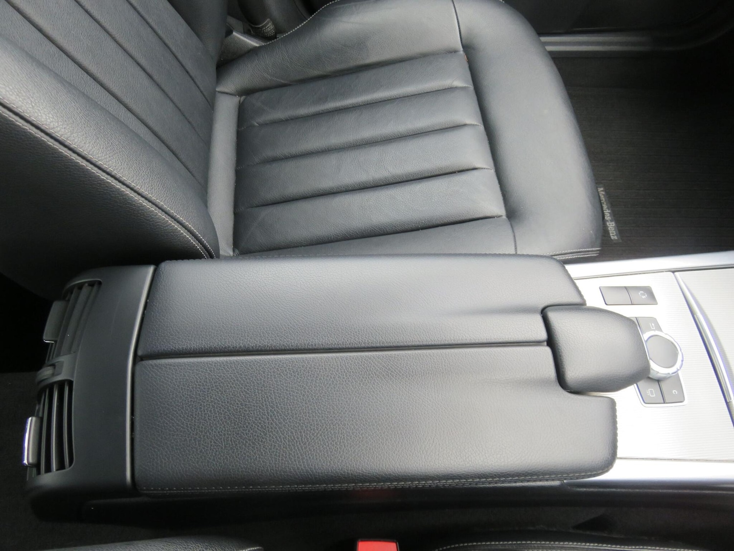 Used Mercedes-Benz E Class for sale - 77705305: Photo 37