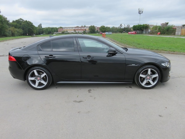 Used Jaguar XE 2016 for sale - 76226947: Photo 11