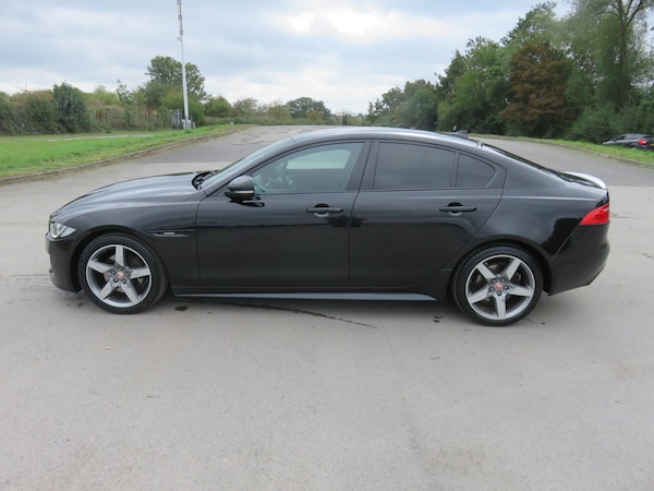 Used Jaguar XE 2016 for sale - 76226947: Photo 15