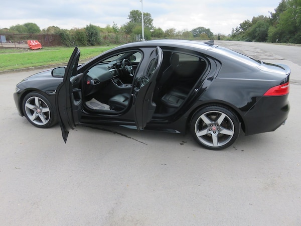 Used Jaguar XE 2016 for sale - 76226947: Photo 17
