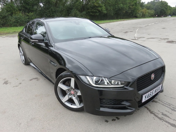 Used Jaguar XE 2016 for sale - 76226947: Photo 7