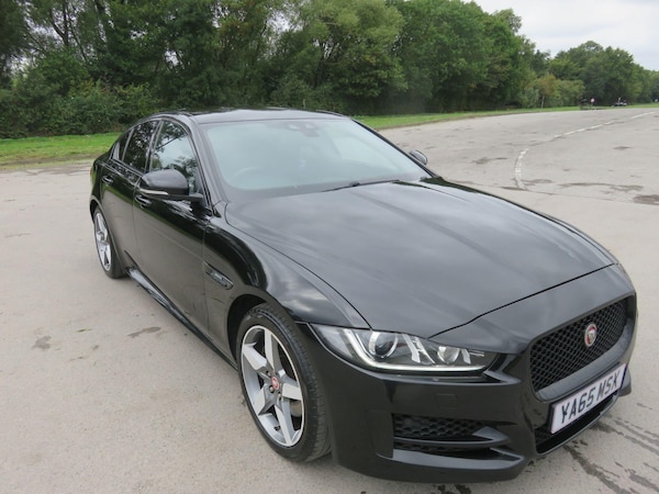 Used Jaguar XE 2016 for sale - 76226947: Photo 9