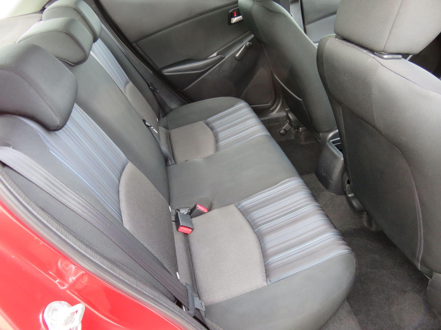 Used Mazda Mazda2 2016 for sale - 76094766: Photo 32