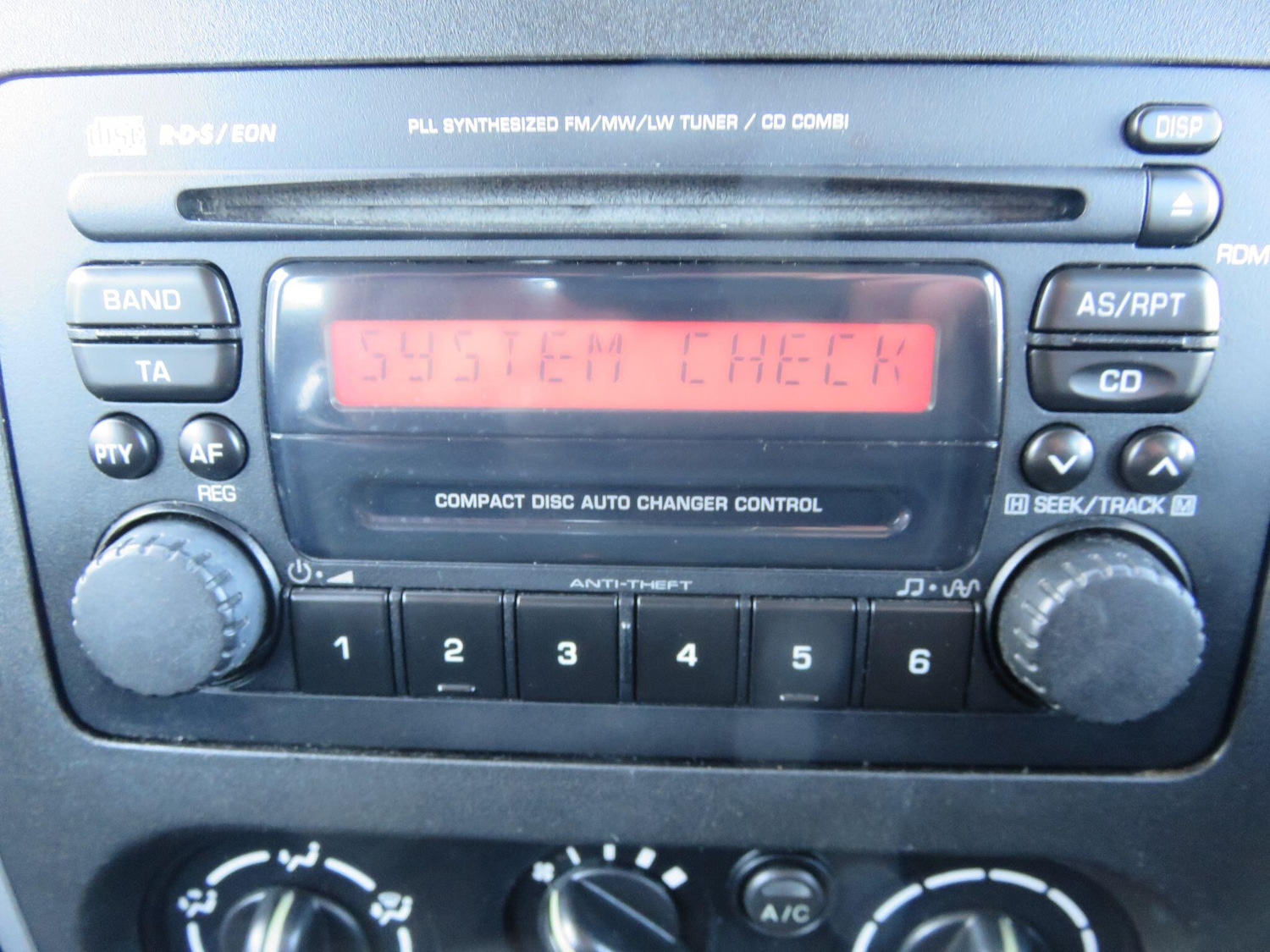 Used Suzuki Jimny 2007 for sale - 76975957: Photo 25