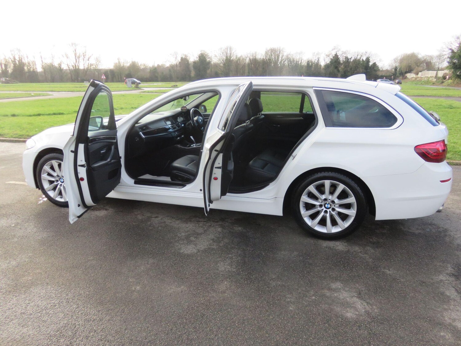 Used BMW 5 Series 2015 for sale - 77479591: Photo 17