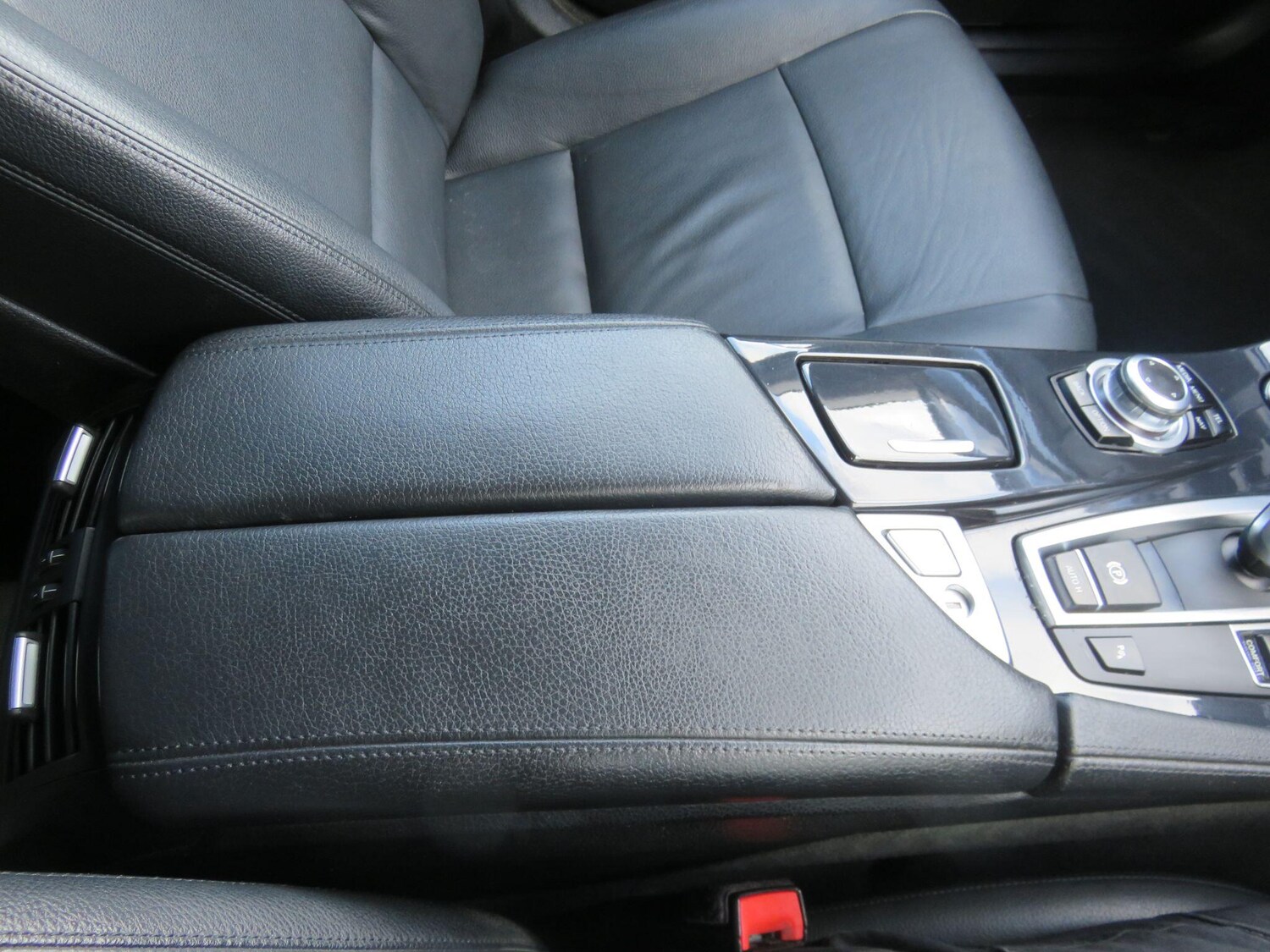 Used BMW 5 Series 2015 for sale - 77479591: Photo 40