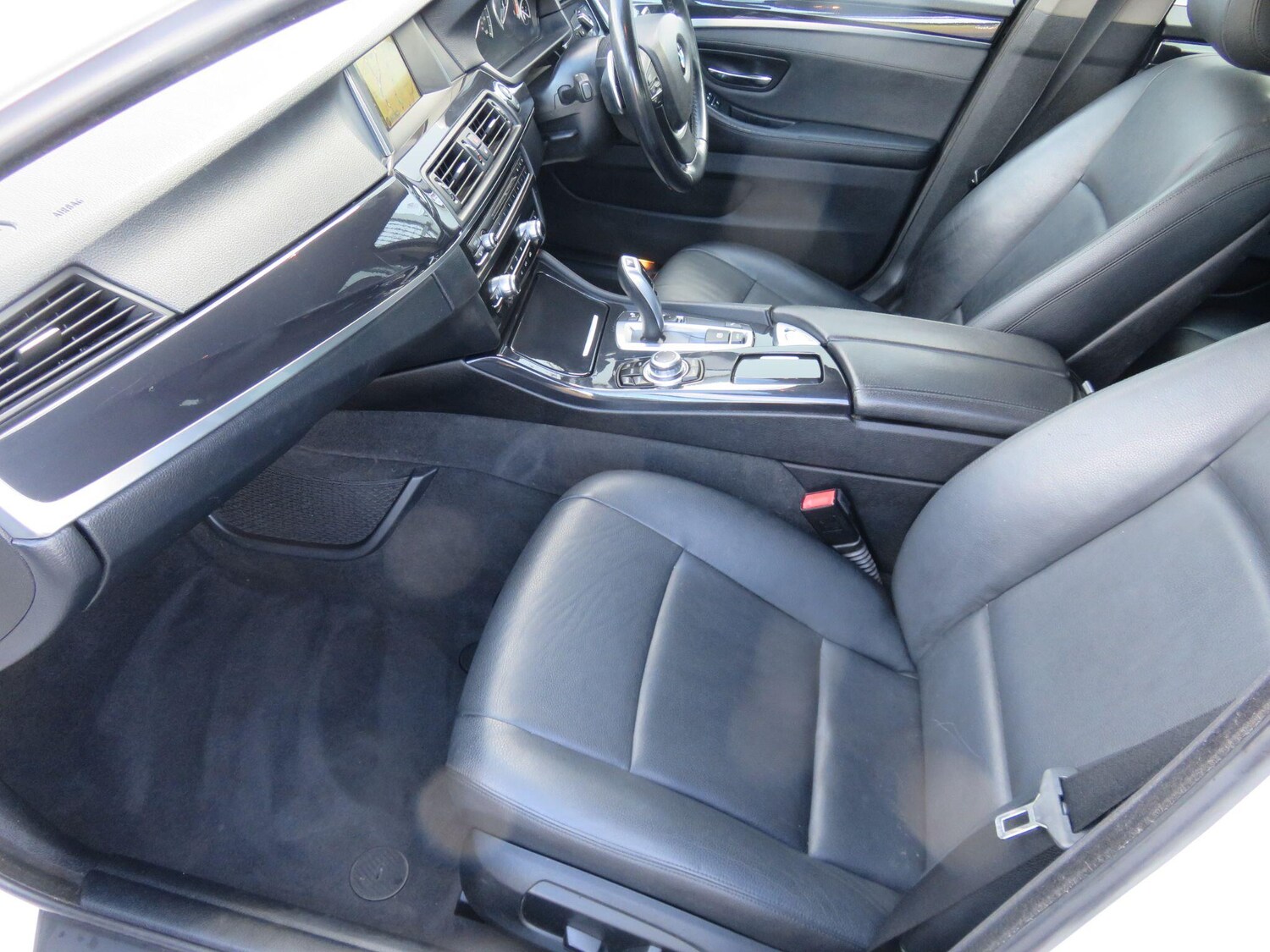 Used BMW 5 Series 2015 for sale - 77479591: Photo 44