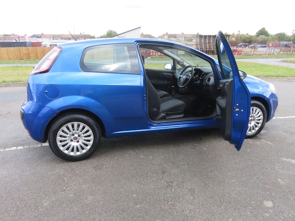 Used Fiat Punto Evo 2010 for sale - 75756371: Photo 18