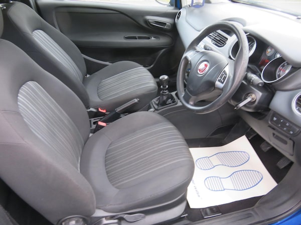 Used Fiat Punto Evo 2010 for sale - 75756371: Photo 20