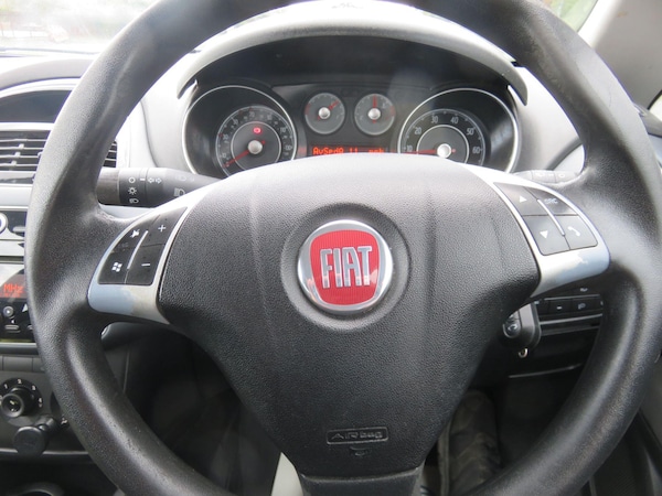 Used Fiat Punto Evo 2010 for sale - 75756371: Photo 21