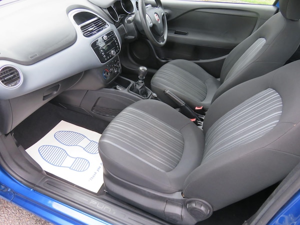 Used Fiat Punto Evo 2010 for sale - 75756371: Photo 26