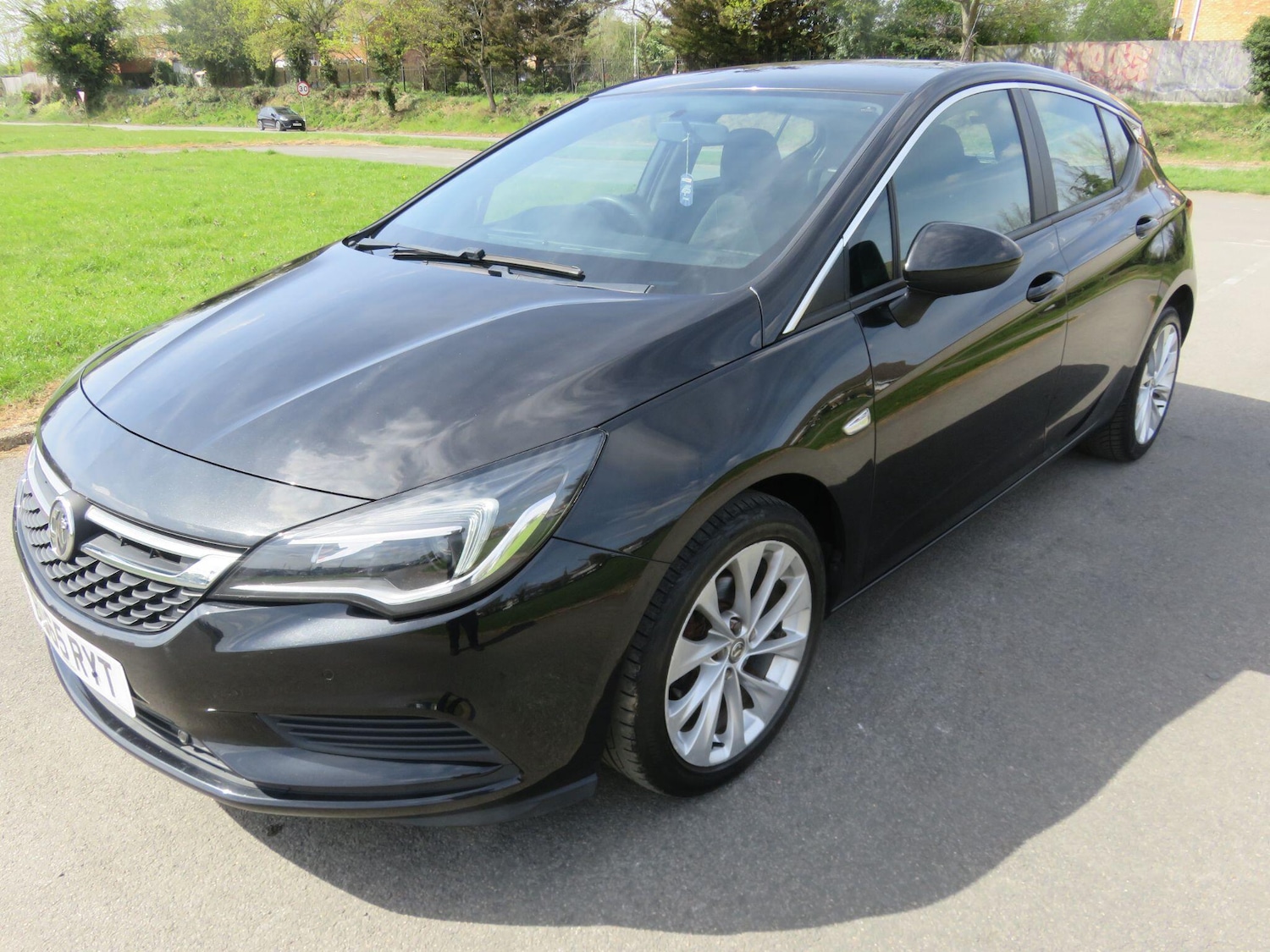 Used Vauxhall Astra for sale - 78205522: Photo 3