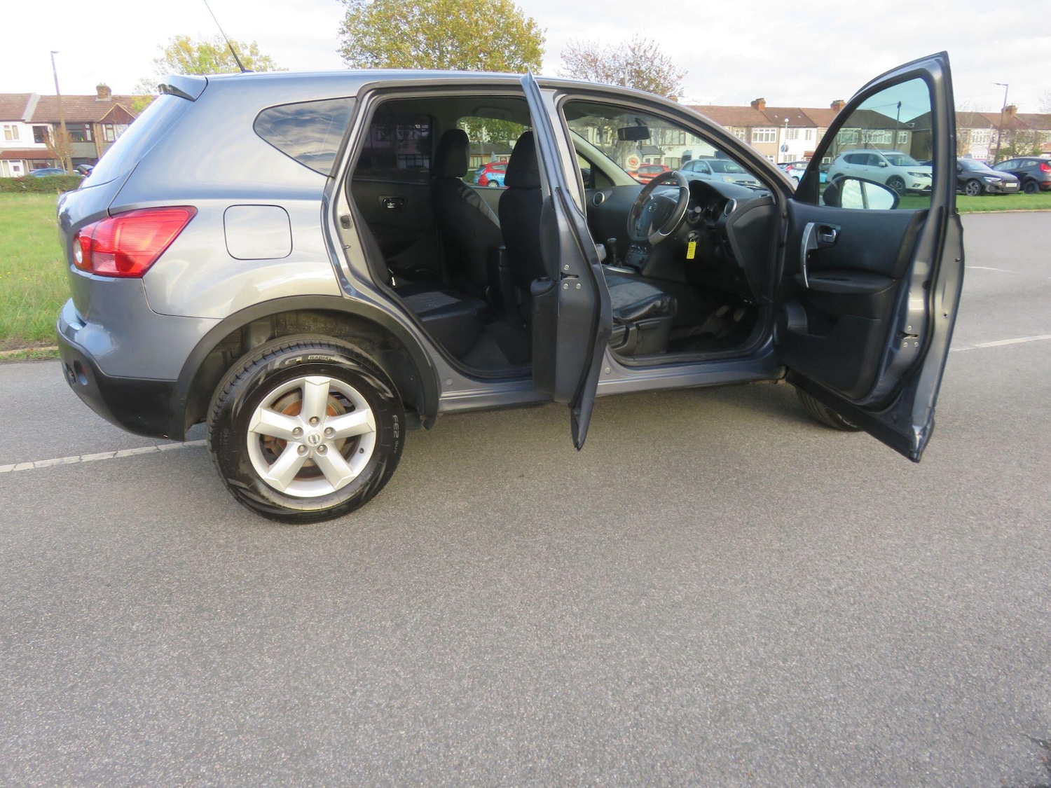 Used Nissan Qashqai 2008 for sale - 76409383: Photo 19