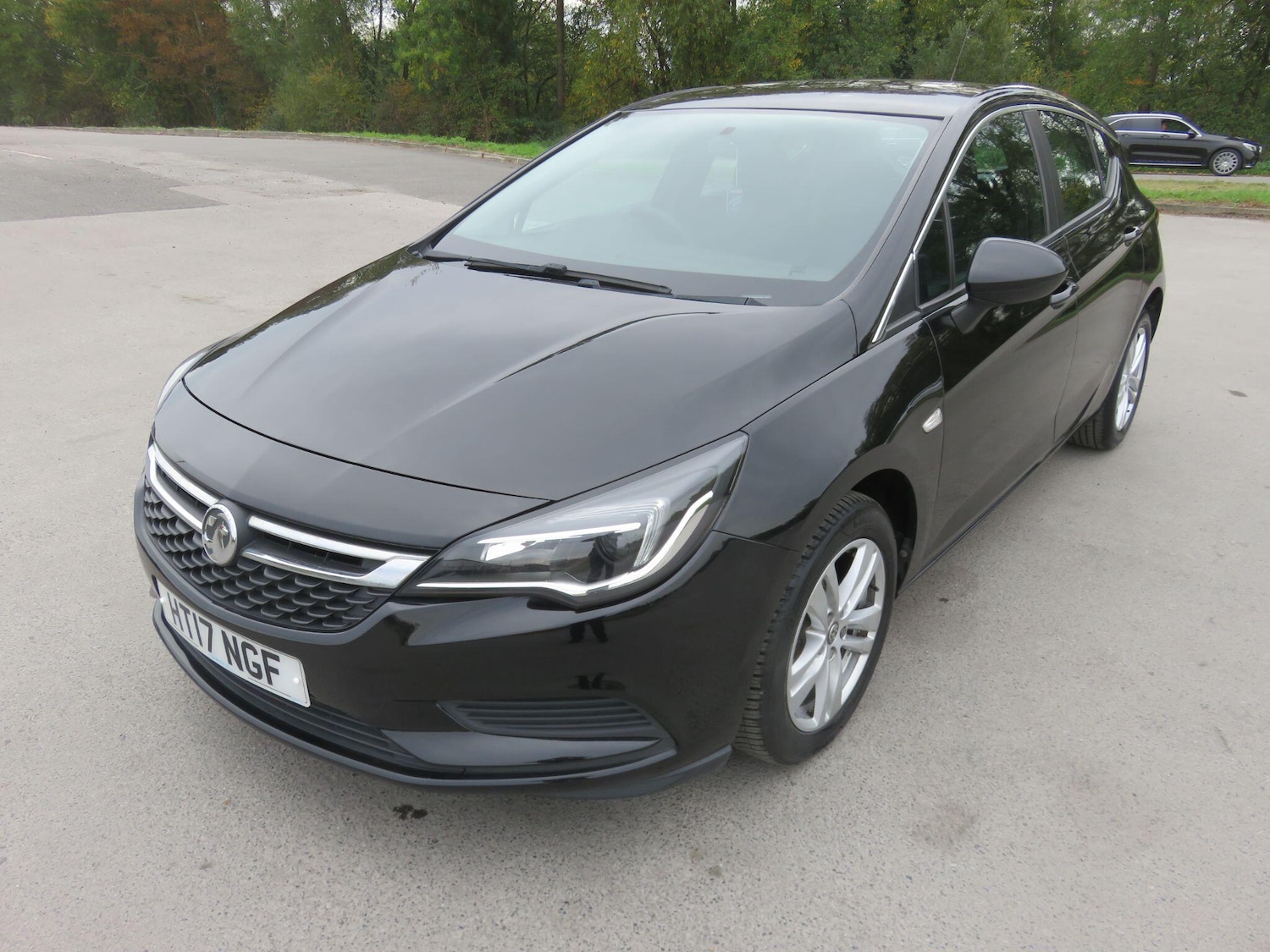 Used Vauxhall Astra 2017 for sale - 76318004: Photo 3