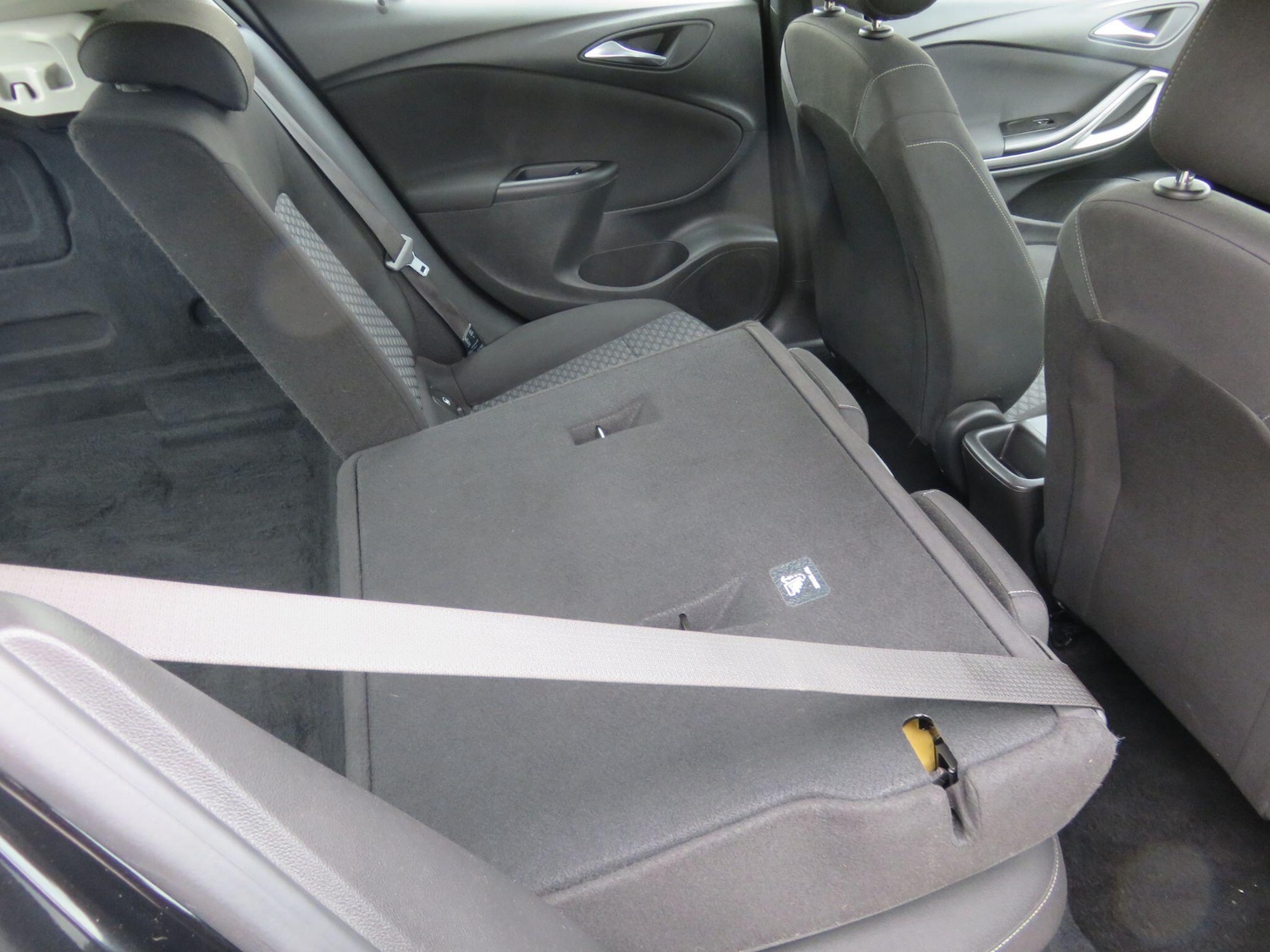 Used Vauxhall Astra 2017 for sale - 76318004: Photo 32