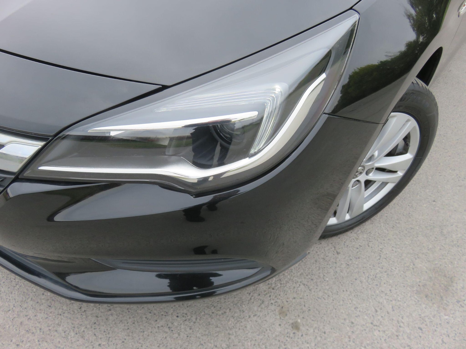 Used Vauxhall Astra 2017 for sale - 76318004: Photo 4