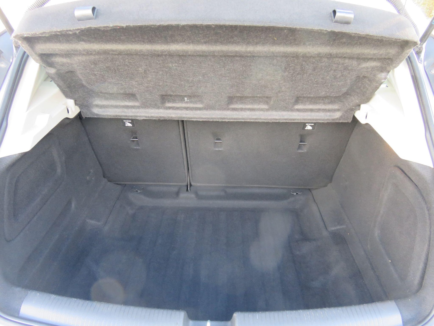 Used Vauxhall Astra 2016 for sale - 77119619: Photo 38