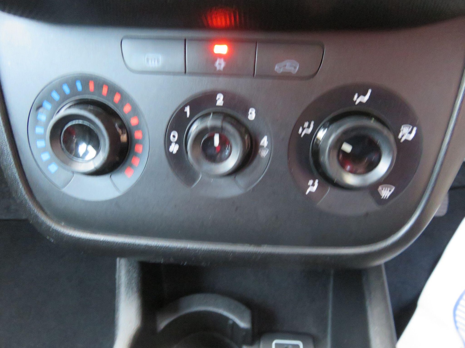 Used Fiat Punto 2015 for sale - 77102051: Photo 29