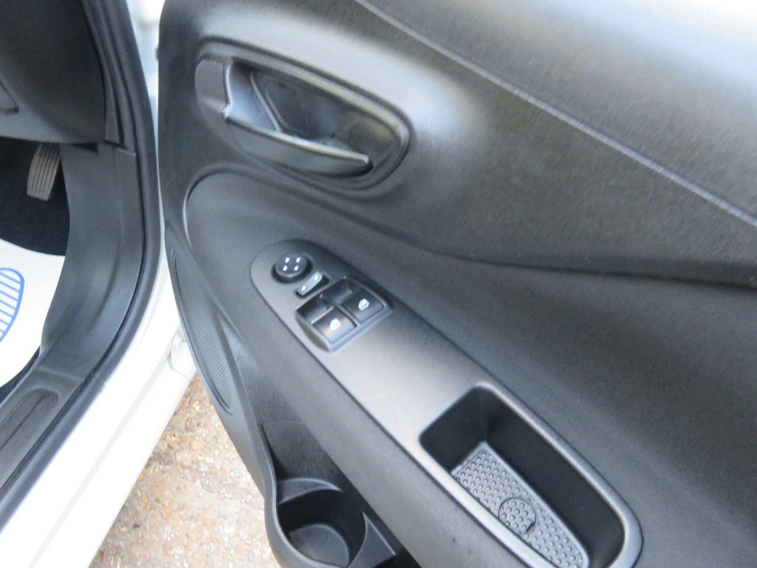 Used Fiat Punto 2015 for sale - 77102051: Photo 30