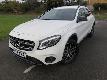Mercedes-Benz - GLA