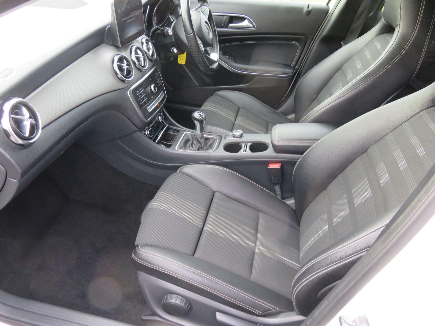 Used Mercedes-Benz GLA for sale - 76701163: Photo 38