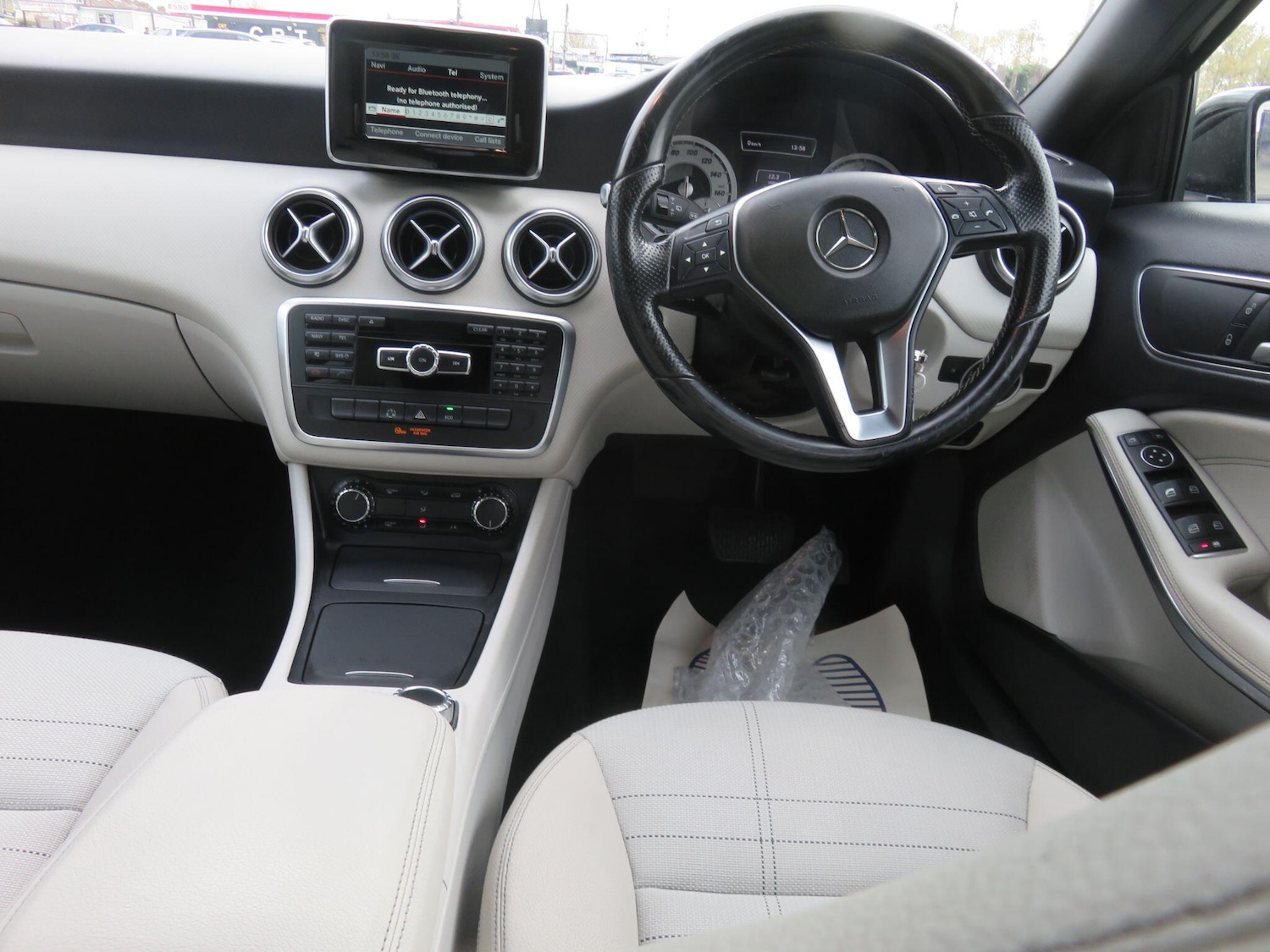 Used Mercedes-Benz A-Class 2014 for sale - 76550587: Photo 22