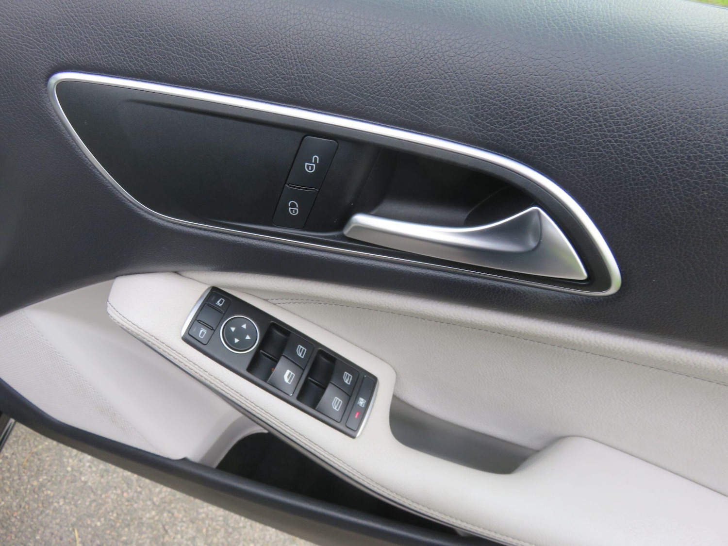 Used Mercedes-Benz A-Class 2014 for sale - 76550587: Photo 29