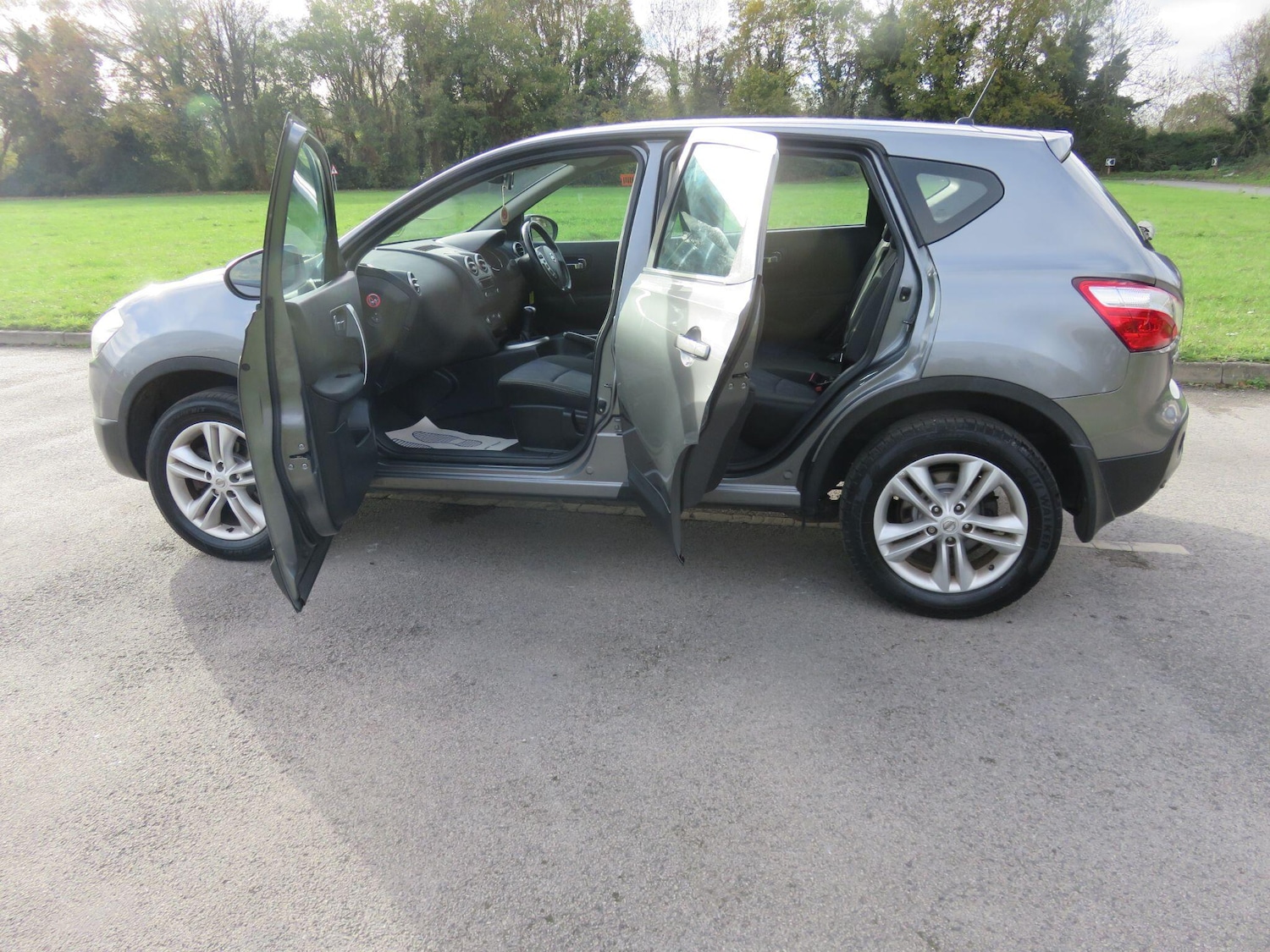Used Nissan Qashqai for sale - 76994015: Photo 18