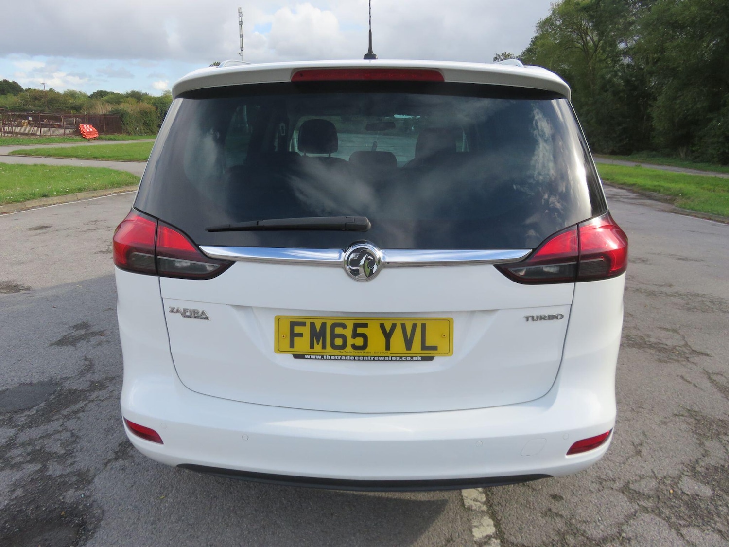 Used Vauxhall Zafira Tourer 2016 for sale - 76094120: Photo 13