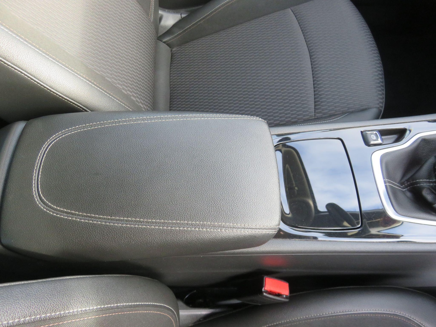 Used Vauxhall Insignia 2017 for sale - 76666745: Photo 36