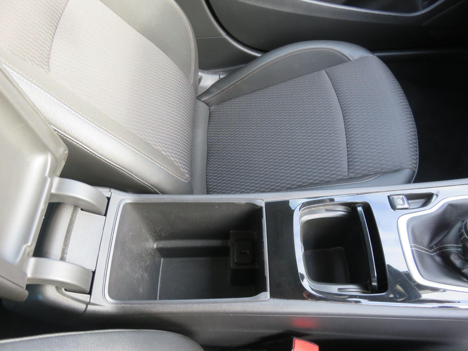 Used Vauxhall Insignia 2017 for sale - 76666745: Photo 37