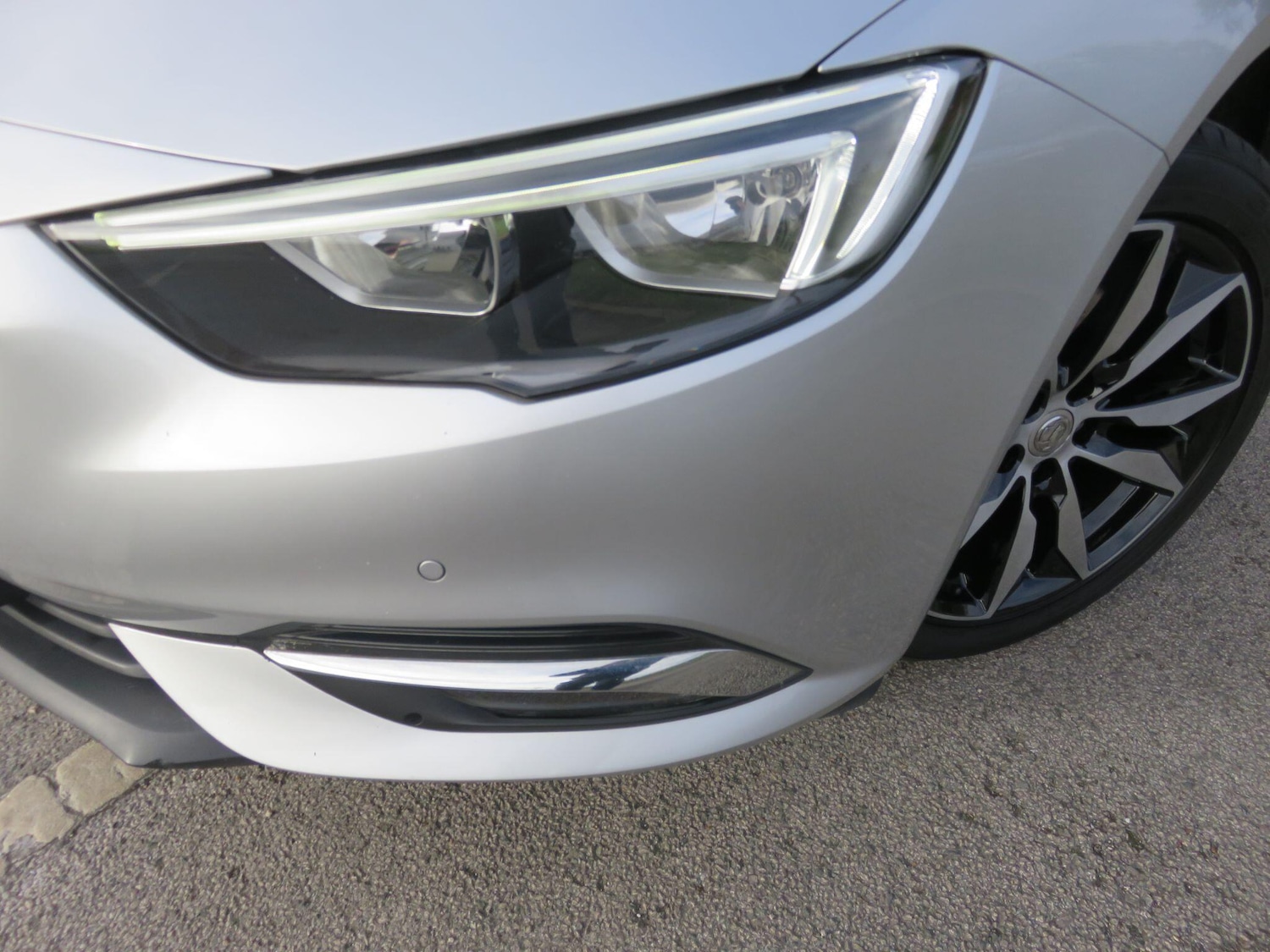 Used Vauxhall Insignia 2017 for sale - 76666745: Photo 4