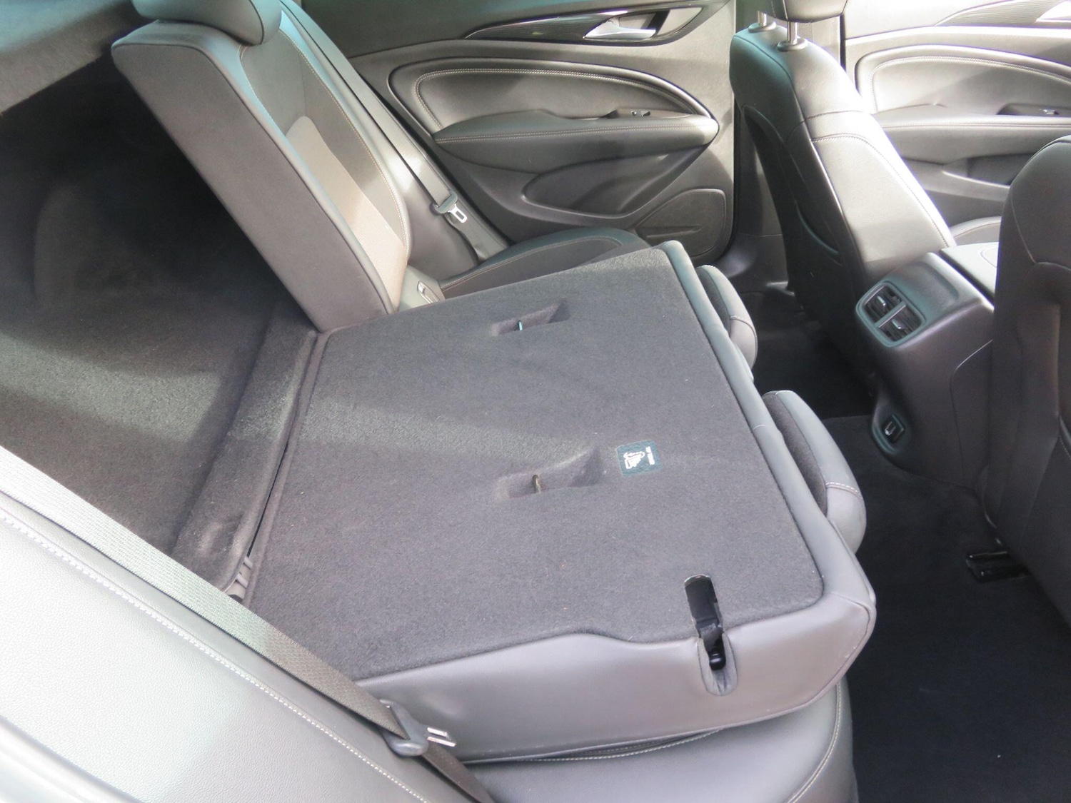 Used Vauxhall Insignia 2017 for sale - 76666745: Photo 48