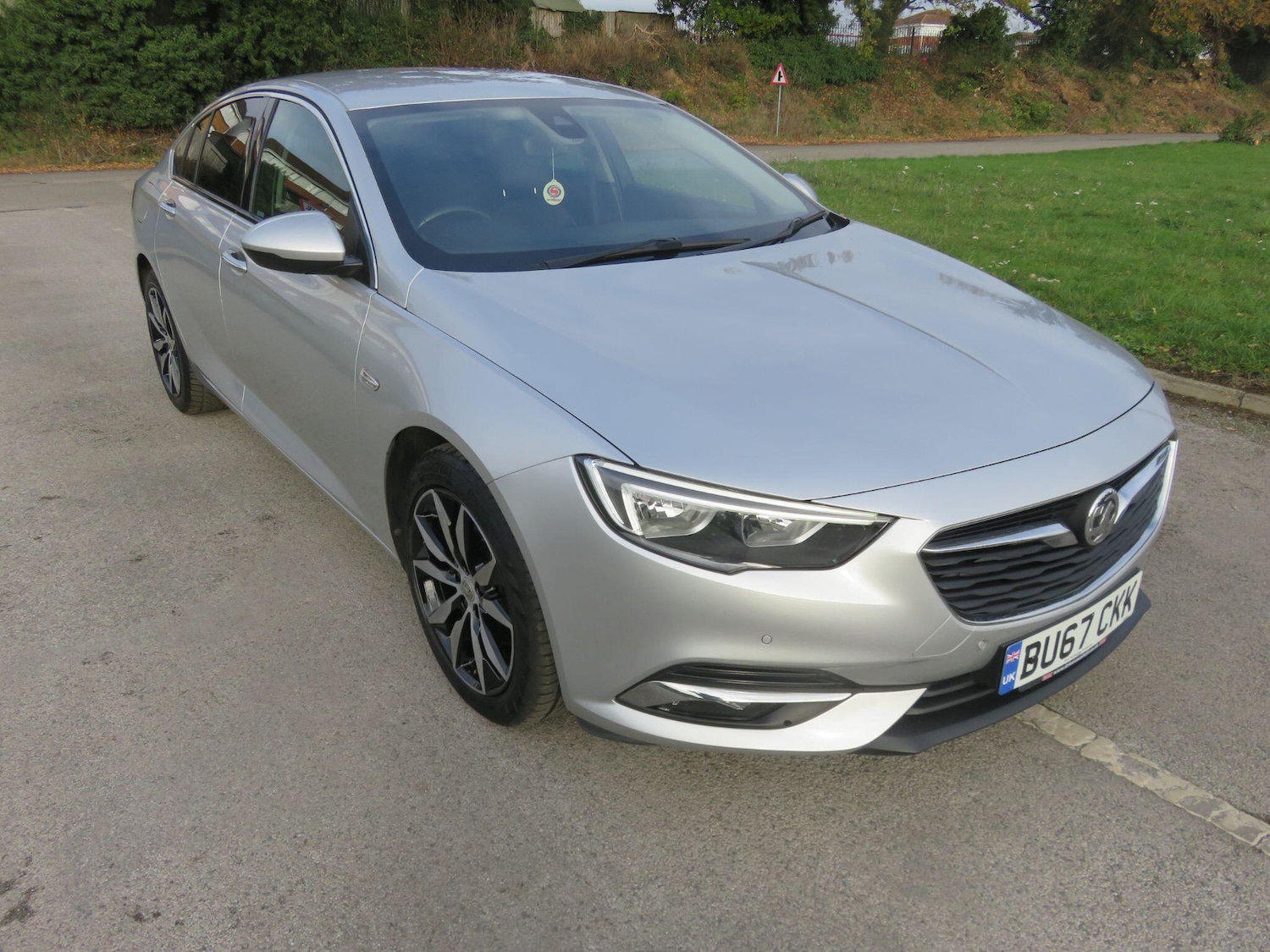 Used Vauxhall Insignia 2017 for sale - 76666745: Photo 9