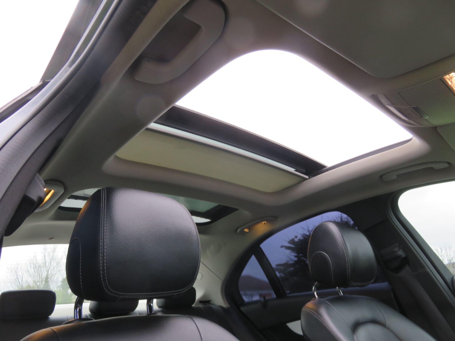 Used Mercedes-Benz C Class 2016 for sale - 76953612: Photo 24