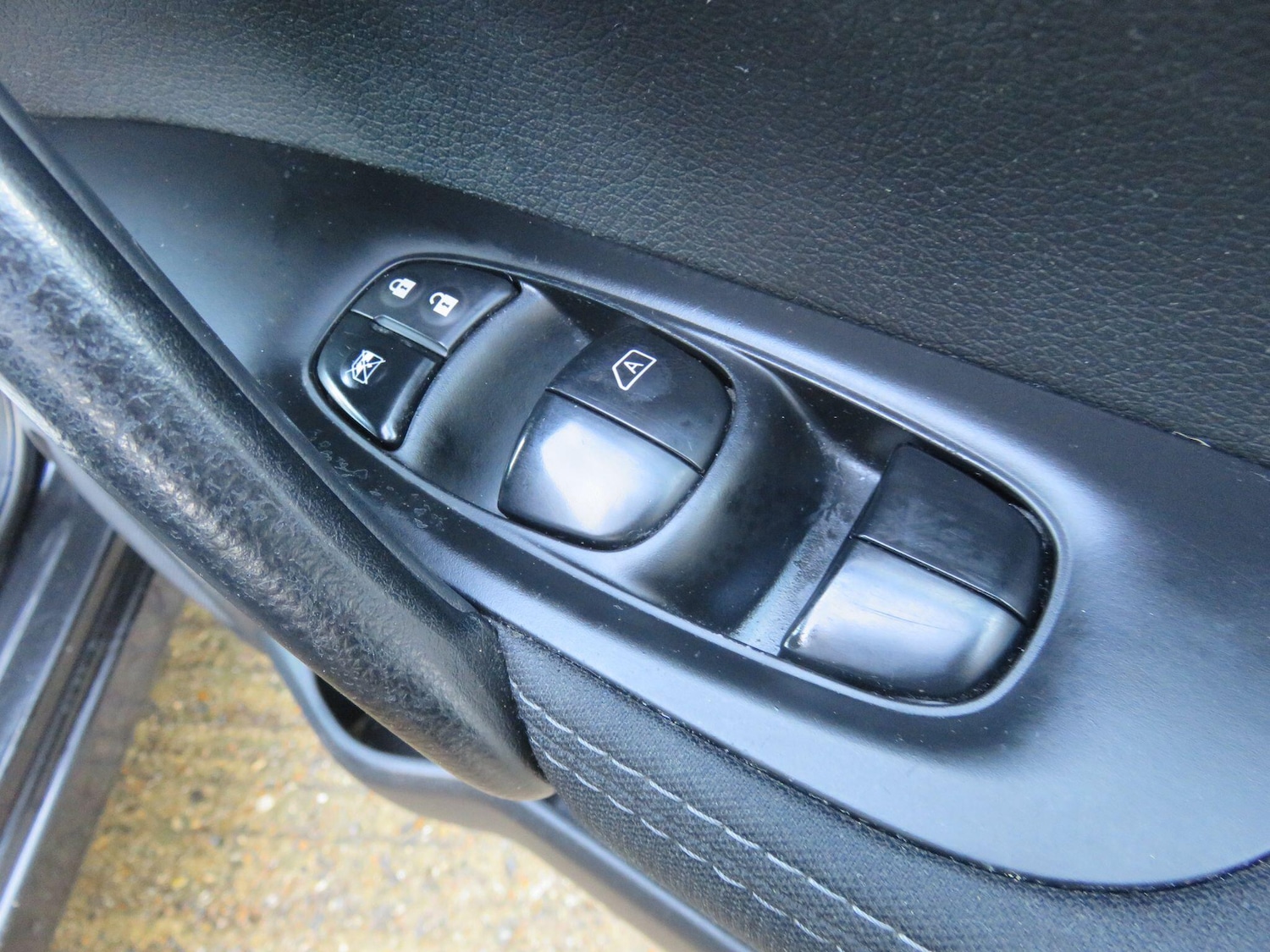 Used Nissan Qashqai 2015 for sale - 77238518: Photo 41