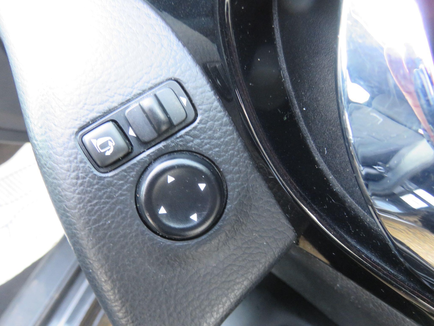 Used Nissan Qashqai 2015 for sale - 77238518: Photo 42