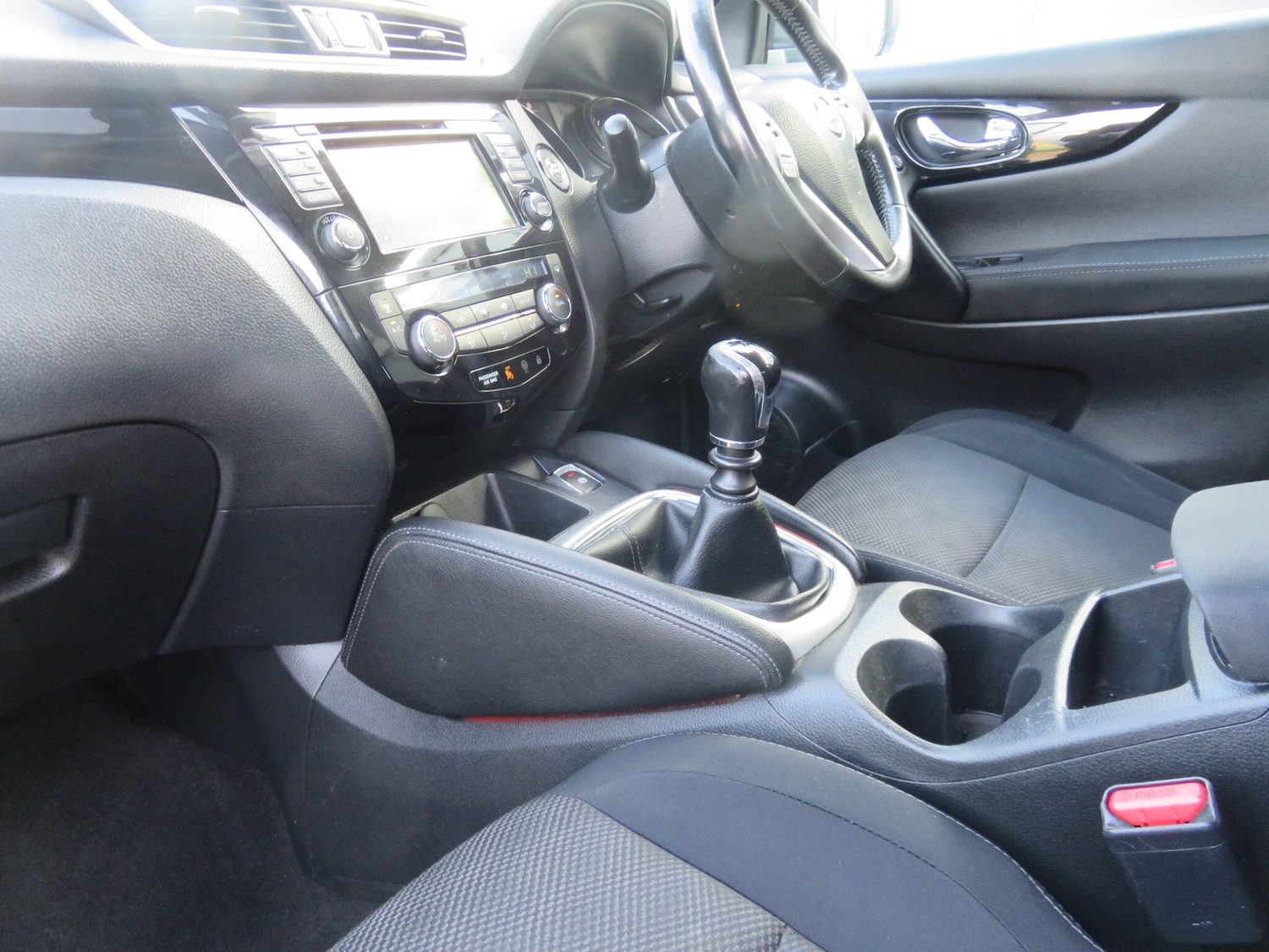 Used Nissan Qashqai 2015 for sale - 77238518: Photo 44