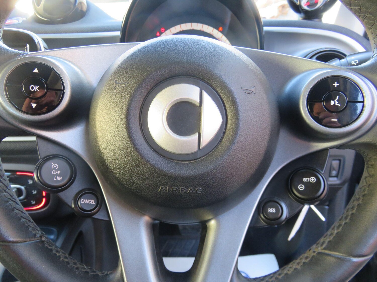 Used smart fortwo 2015 for sale - 77994420: Photo 27