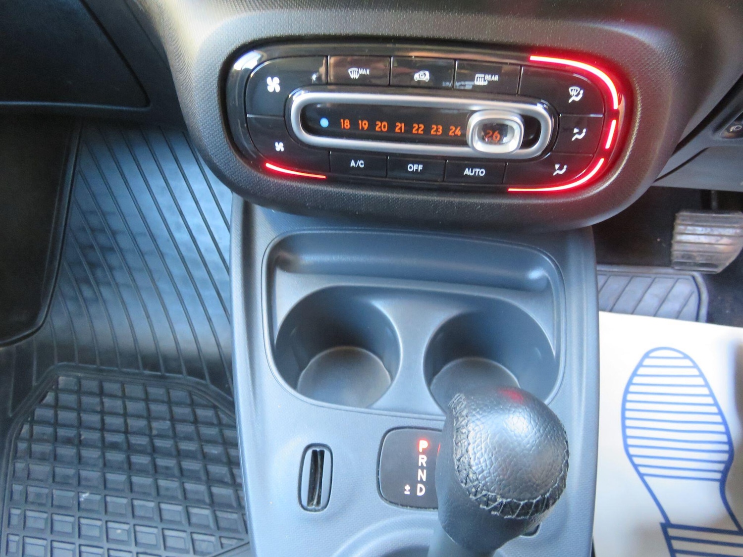 Used smart fortwo 2015 for sale - 77994420: Photo 41