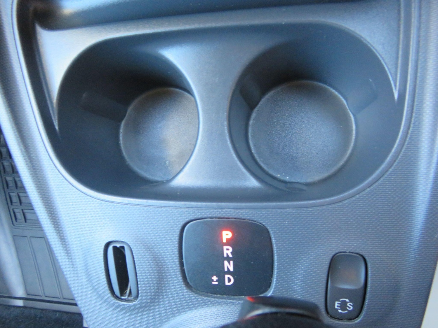 Used smart fortwo 2015 for sale - 77994420: Photo 42