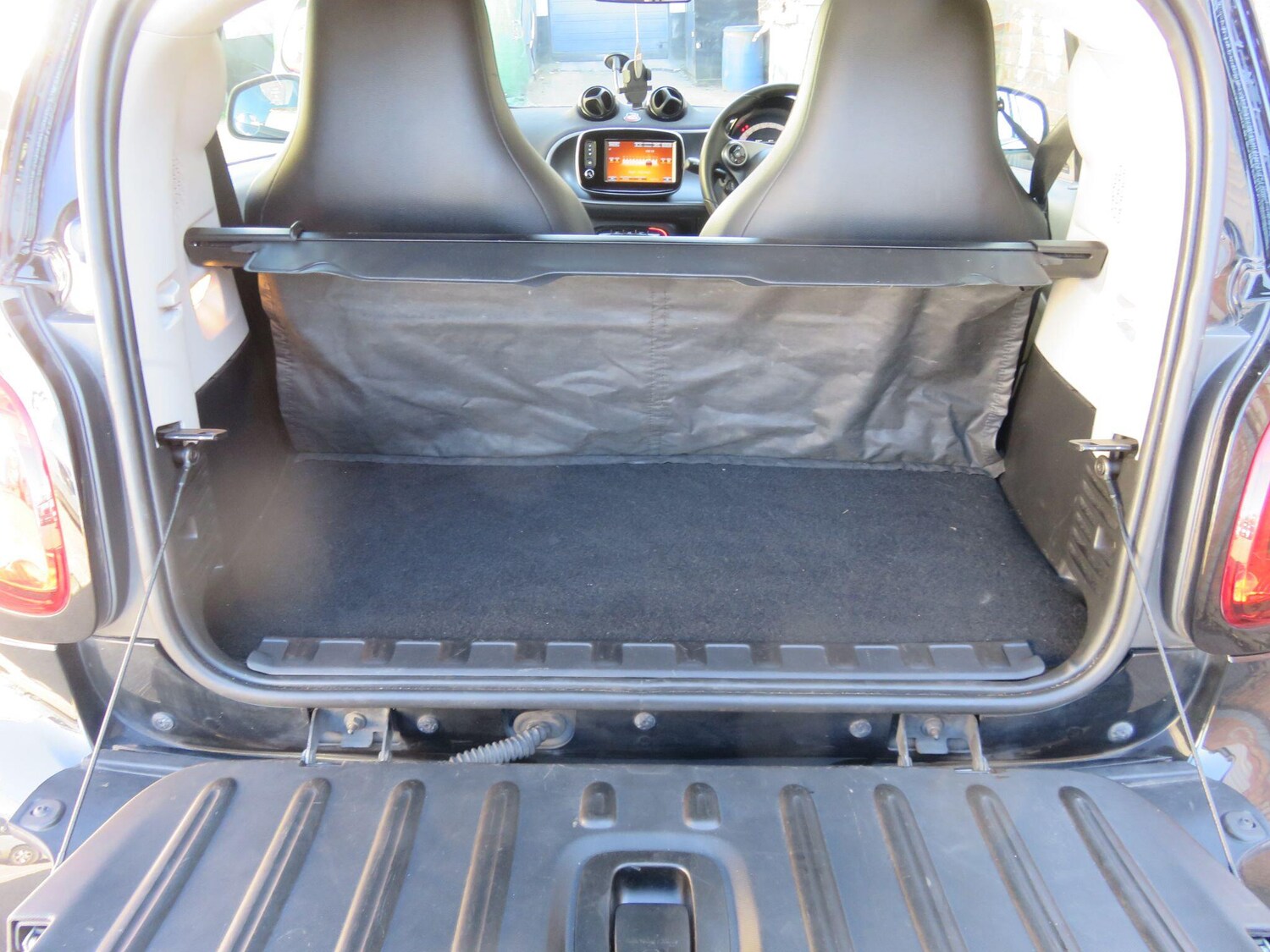 Used smart fortwo 2015 for sale - 77994420: Photo 48