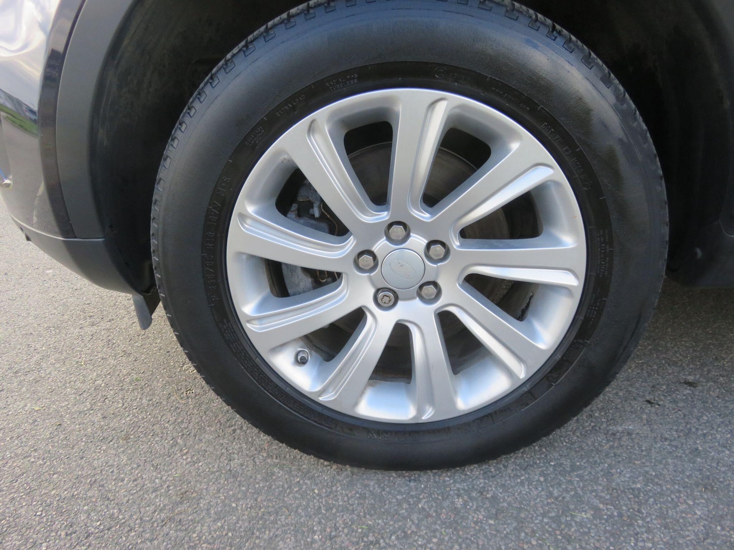 Used Land Rover Discovery Sport 2015 for sale - 76584101: Photo 16