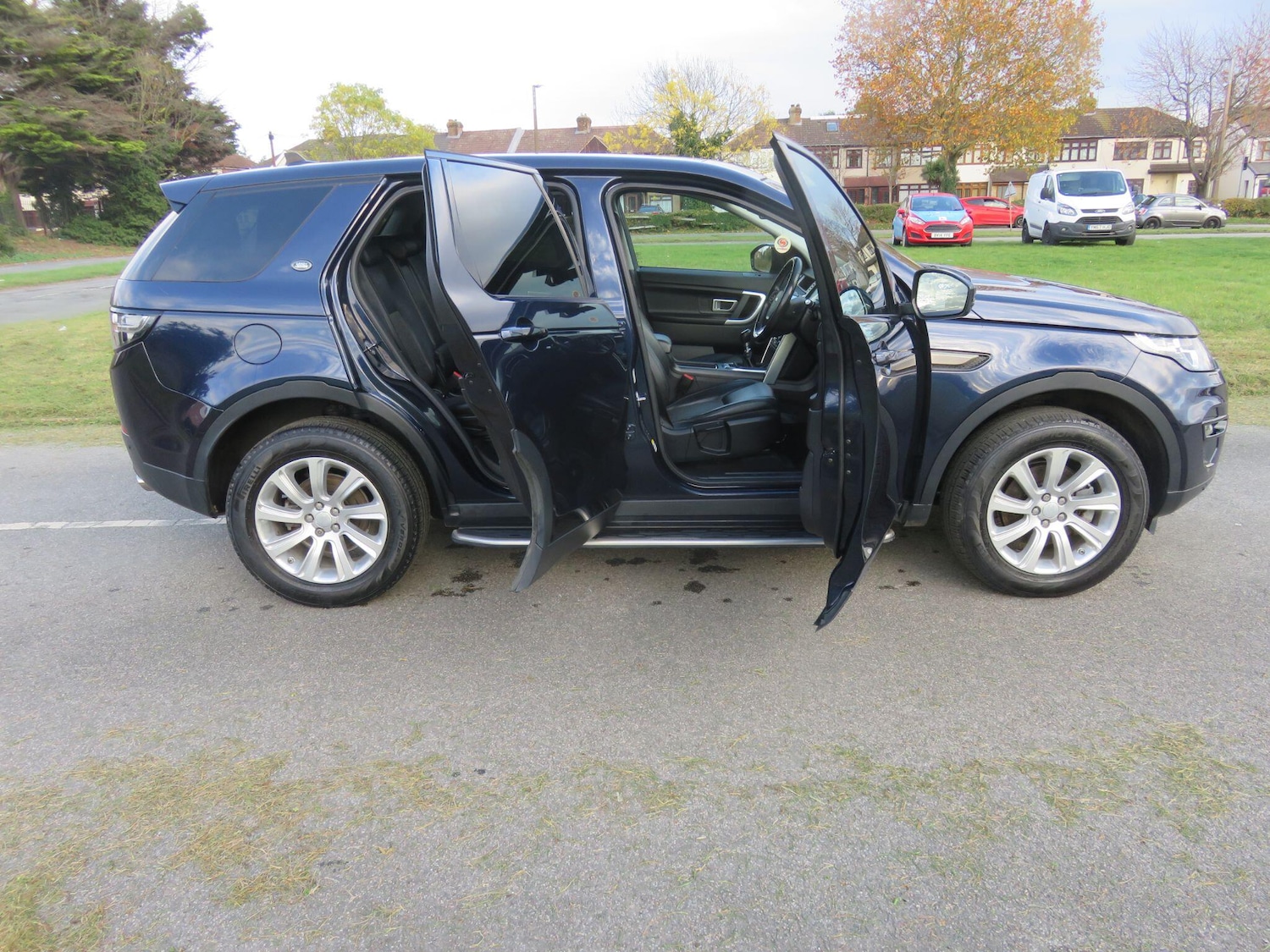 Used Land Rover Discovery Sport 2015 for sale - 76584101: Photo 19