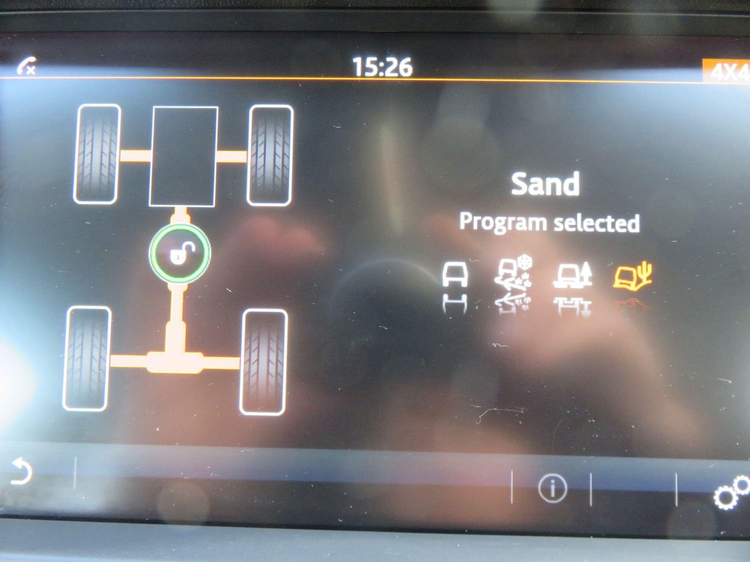 Used Land Rover Discovery Sport 2015 for sale - 76584101: Photo 37