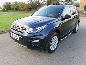 Used Land Rover Discovery Sport 2015 for sale - 76584101: Photo