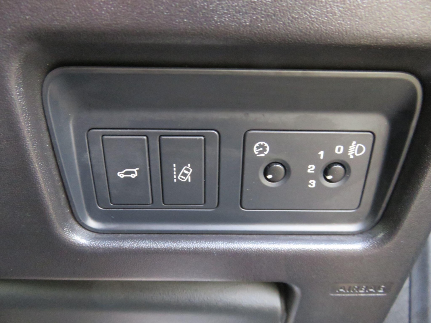 Used Land Rover Discovery Sport 2015 for sale - 76584101: Photo 45