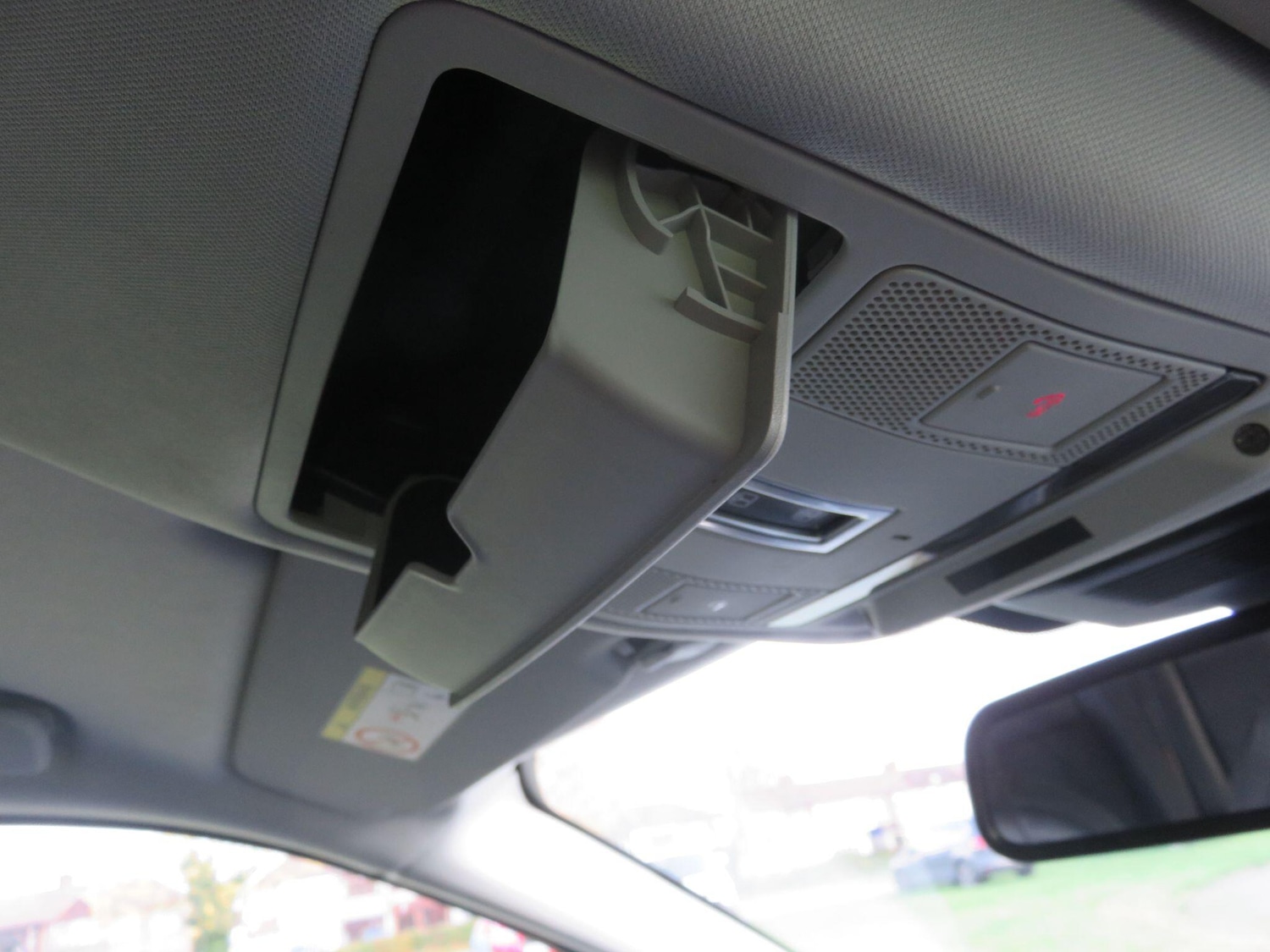 Used Land Rover Discovery Sport 2015 for sale - 76584101: Photo 46