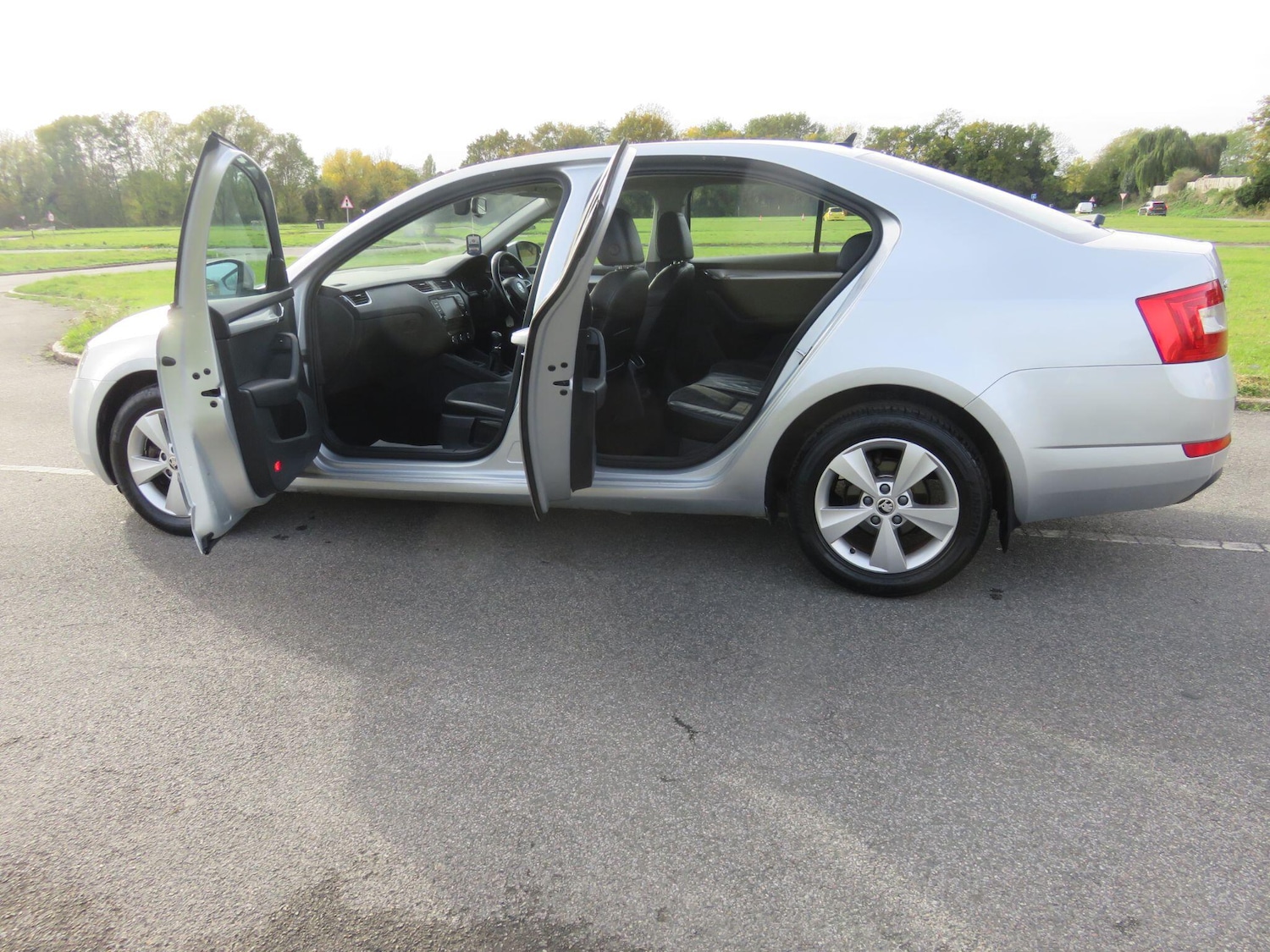 Used Skoda Octavia 2016 for sale - 76433081: Photo 17